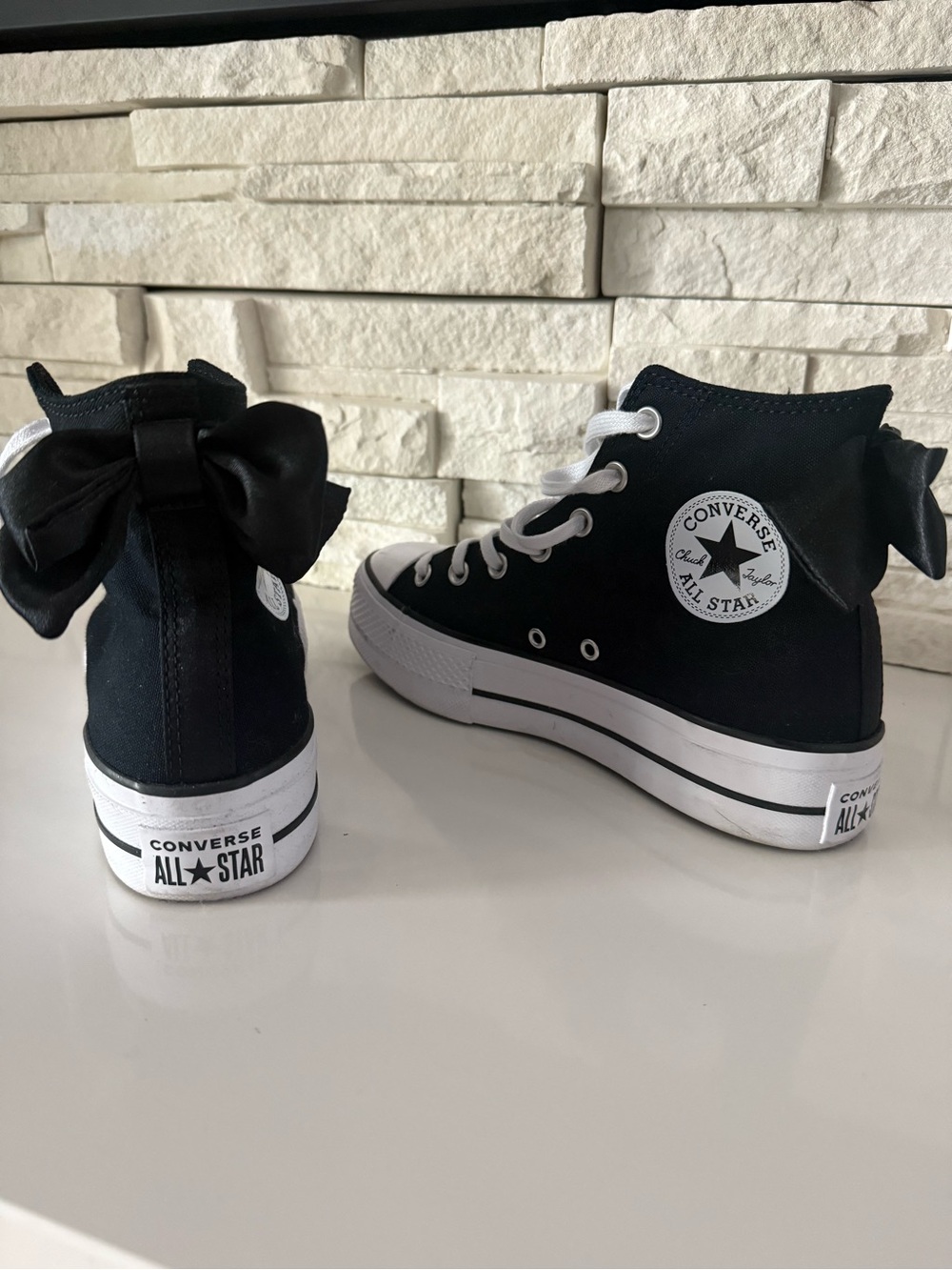Converse Black and White All Star Lift Platform Bows - Picture 2 of 2